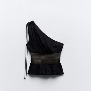 Black one shoulder Zara top. So cute!